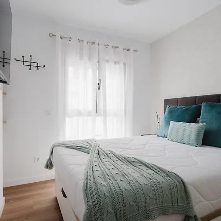 April Canteras 公寓 *